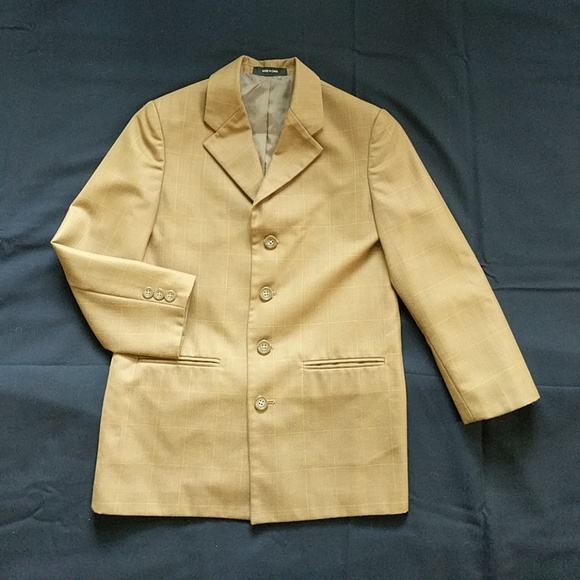  Boys tan two piece suit - Picture 2 of 6